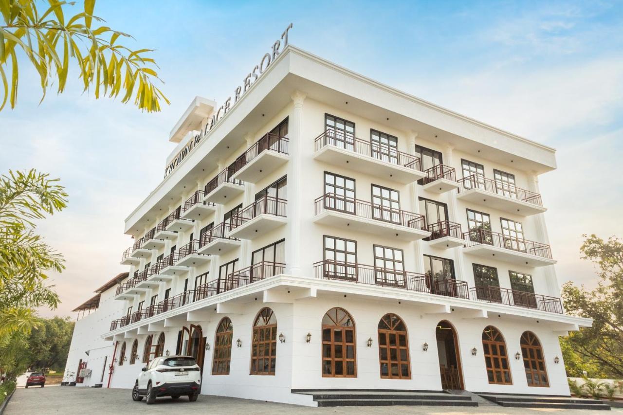 Krown Palace Resort Silvassa Εξωτερικό φωτογραφία