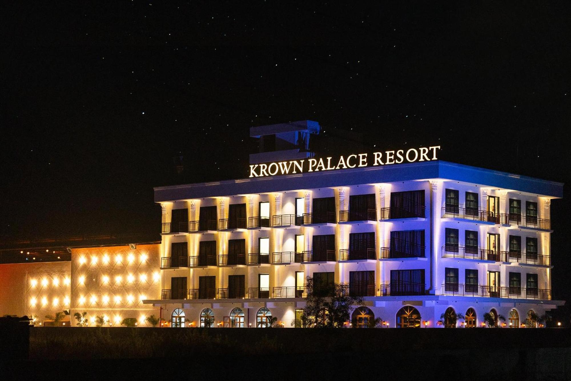 Krown Palace Resort Silvassa Εξωτερικό φωτογραφία